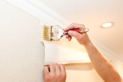 Pose de papier peint à la Rivière — revêtements muraux et toiles de verre